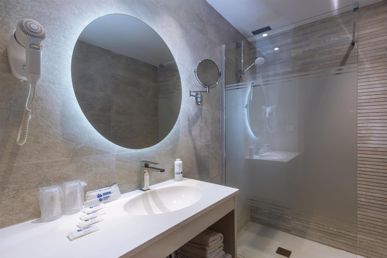 Bathroom, Sorra Daurada Splash, Barcelona
