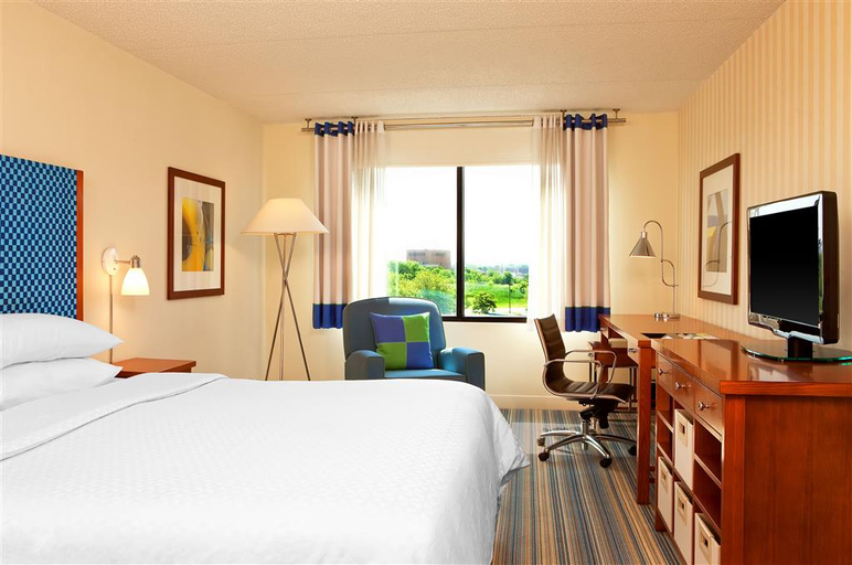 Bedroom 3, Four Points Philadelphia Airport, Philadelphia