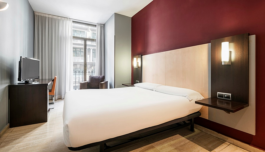 Bedroom 2, Hotel ILUNION Almirante, Barcelona