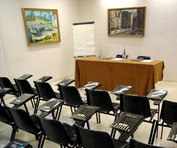 Food & Drinks 4, B&B HOTEL Tarragona Centro Urbis , Tarragona