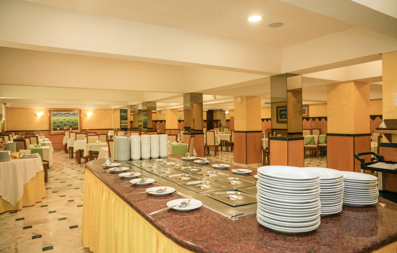 Food & Drinks 5, Baía Beach Hotel, Vila Real de Santo António