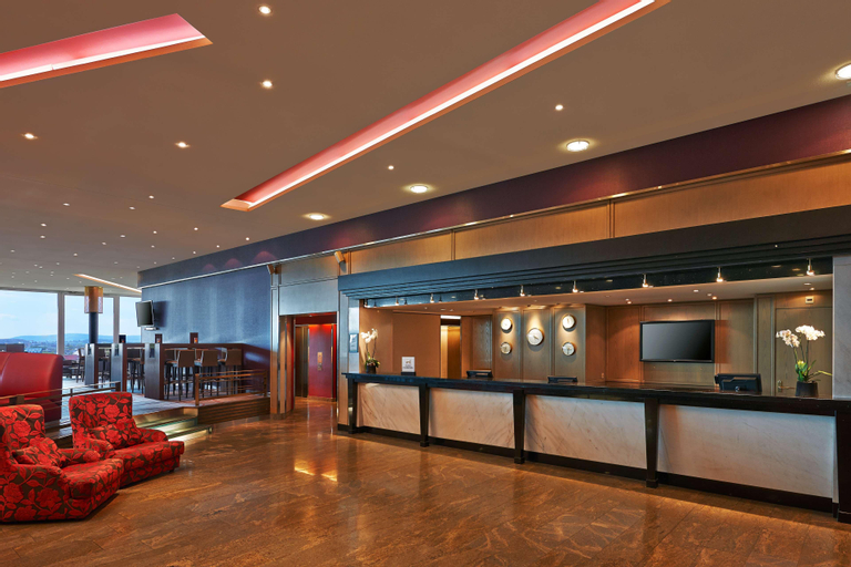 Public Area 4, Hilton Zurich Airport, Bülach