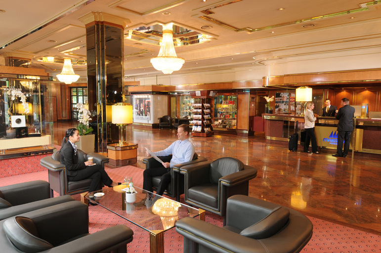 Public Area, Maritim Hotel Bremen, Bremen