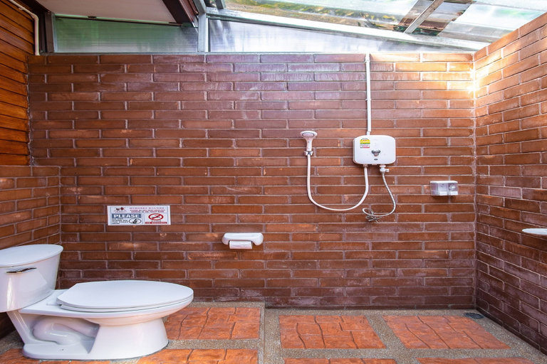 Bathroom 5, OYO 451 Samran​ Resort, Phuket Island