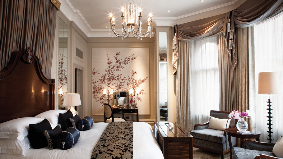 Bedroom 3, The Langham London, London