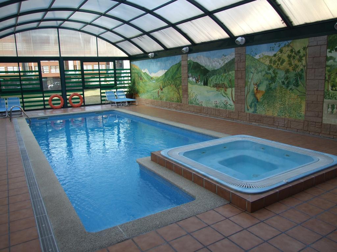 Sport & Beauty 5, Suite Aparthotel & Spa Eth Refugi d'Aran, Lleida