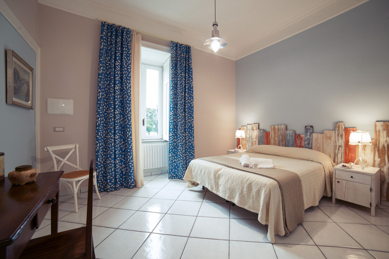 Bedroom 3, La Tartaruga, Salerno
