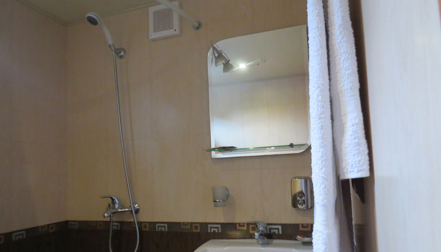 Bathroom 4, MagHay B&B