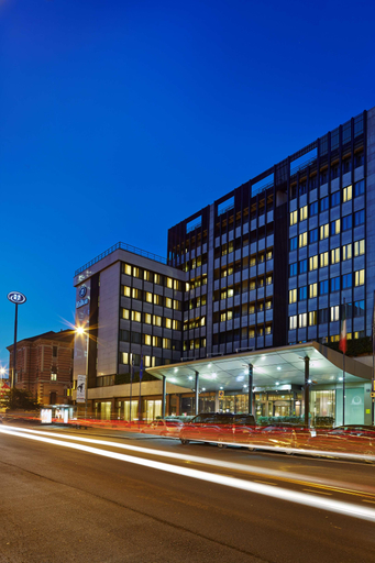 Exterior & Views 2, Hilton Milan, Milano