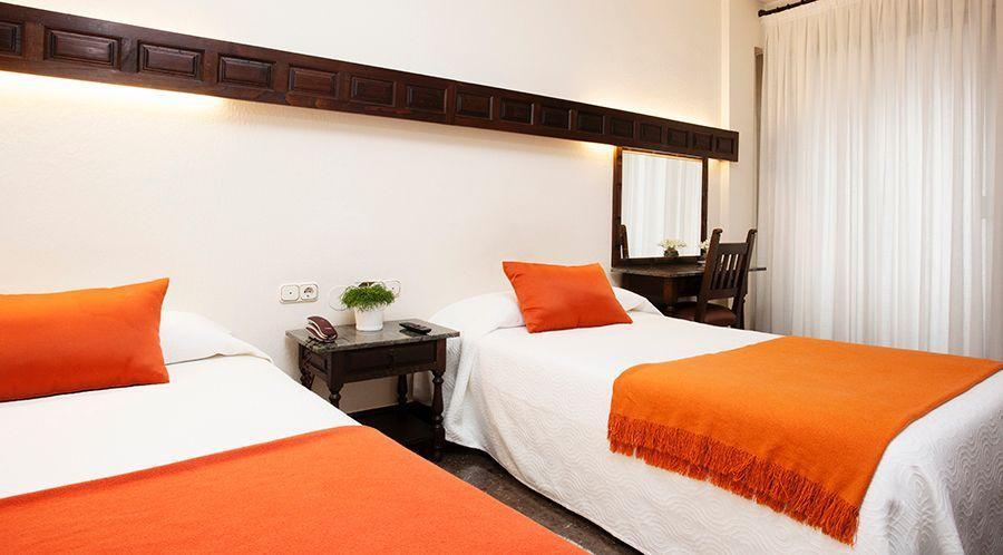 Bedroom 3, Txartel, Guipúzcoa