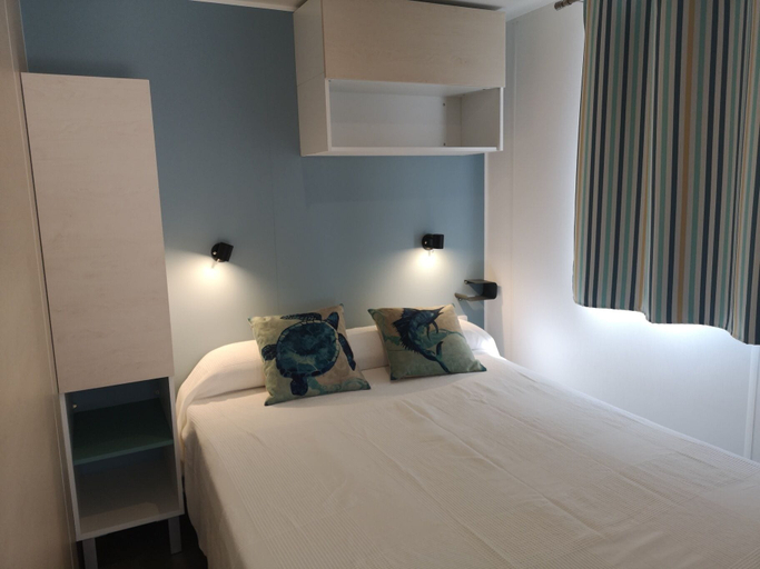 Bedroom 3, Camping Playa Taray, Huelva