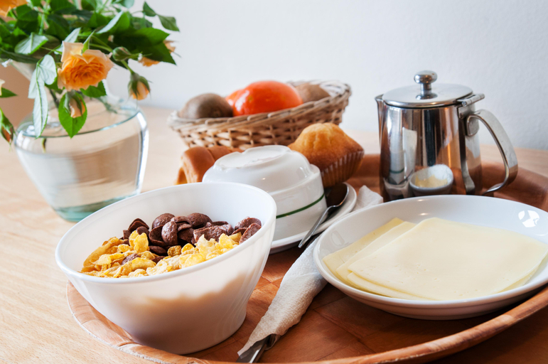 Food & Drinks 5, Residencial Lar do Areeiro, Lisbon