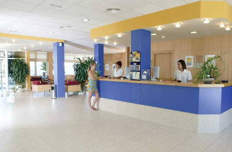 Public Area 3, Terralta, Alicante