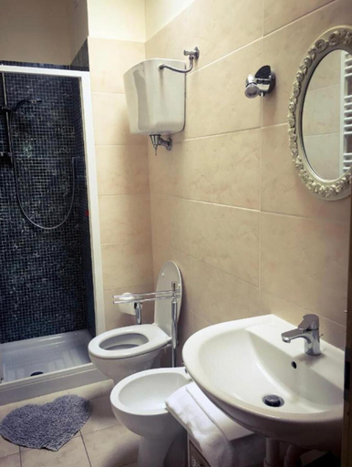 Bathroom 4, Sui Passi di Francesco, Perugia