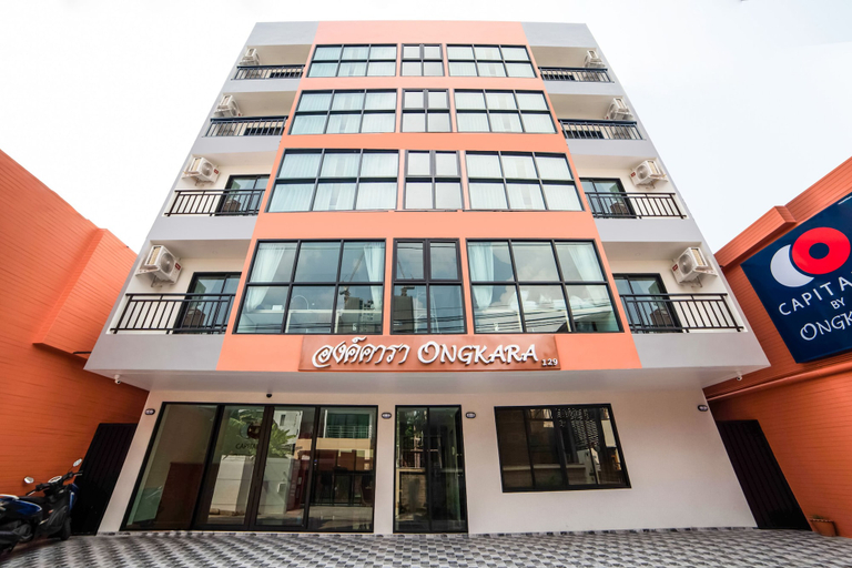 Exterior & Views 4, RoomQuest Sukhumvit 36 @ BTS Thonglor, Khlong Toey