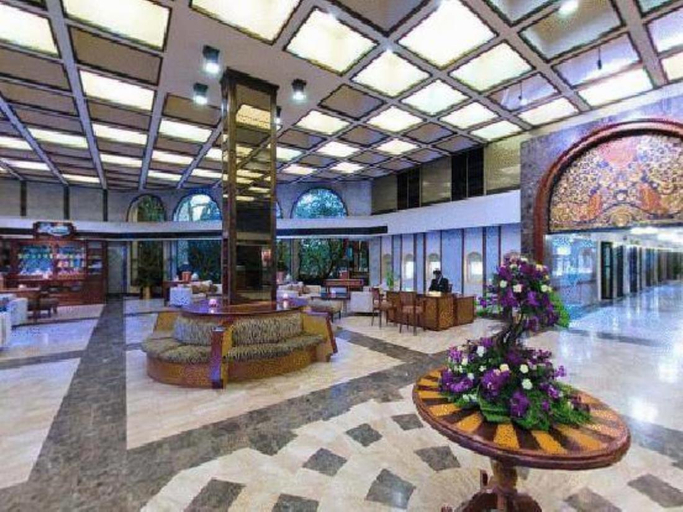 Public Area 4, Vivanta Colombo, Airport Garden, Katana