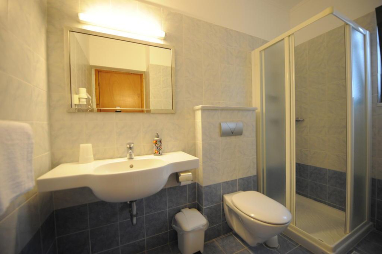 Bathroom 5, Golden View Studios, South Aegean