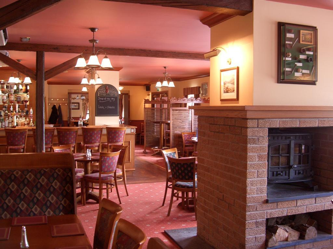 Food & Drinks 5, Old North Inn Hotel, Highland