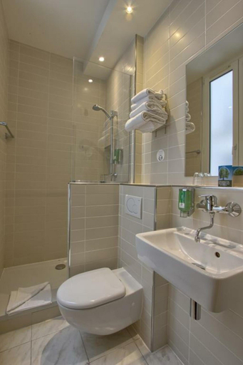 Bathroom 4, Timhotel Invalides Eiffel, Paris
