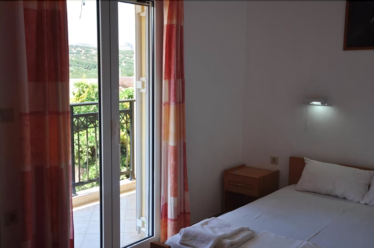 Bedroom 2, Studios Apts Lagos, Crete