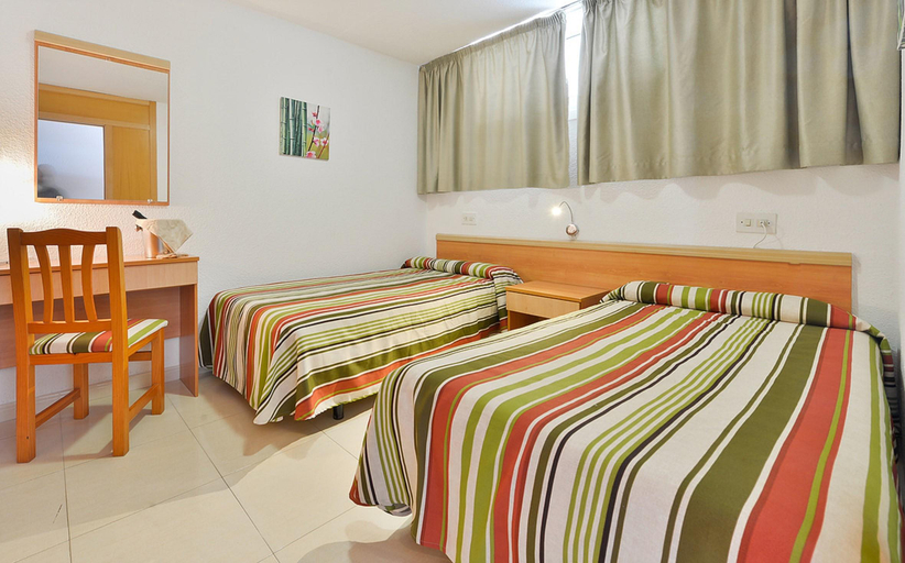 Bedroom 3, Lido, Baleares