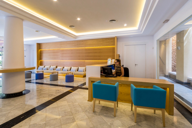Public Area 4, Comitas Floramar, Baleares