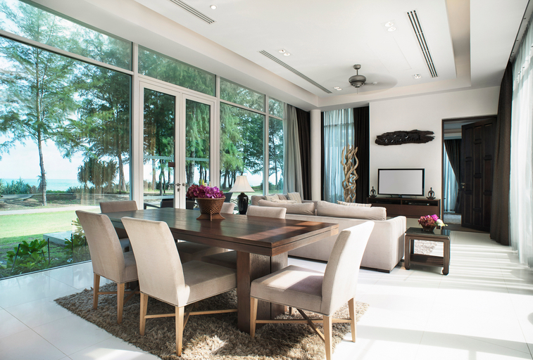 Dining Room 13