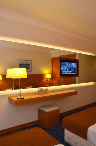 Public Area 4, Grand Efe, Menderes