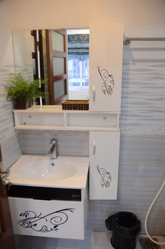 Bathroom 5, Gia Kim hotel, Tây Hồ