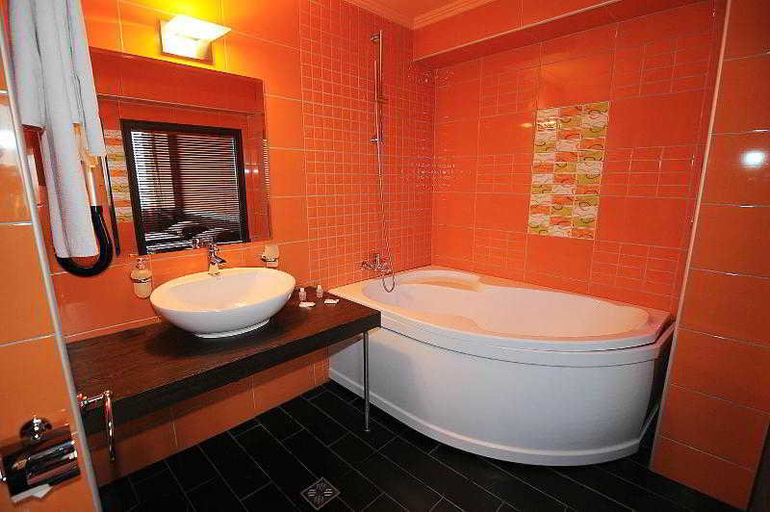 Bathroom 4, Leipzig, Plovdiv