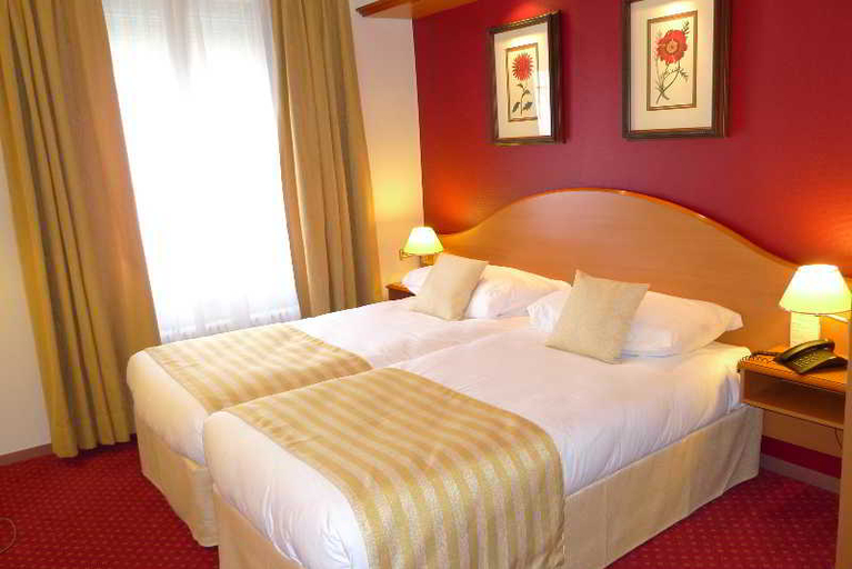 Bedroom 3, International & Terminus, Genève