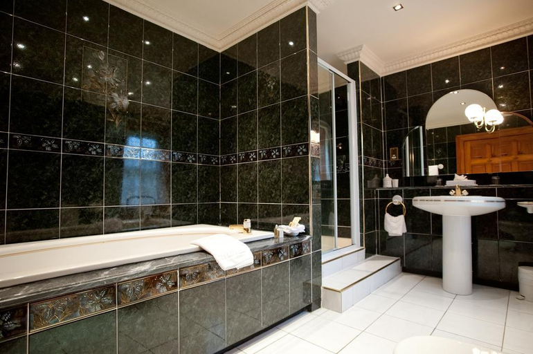 Bathroom 4, Culloden House Hotel, Highland