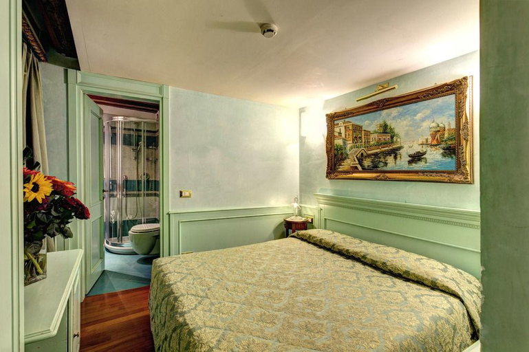 Bedroom 3, Palazzo La Scala, Venezia