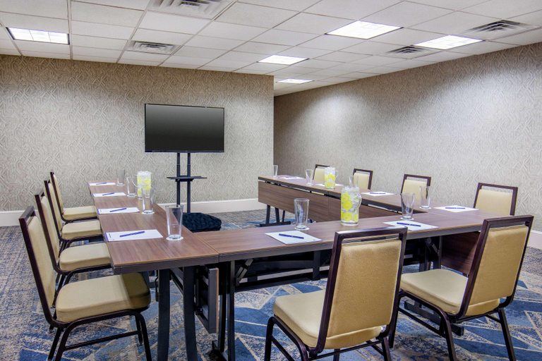 Food & Drinks 5, Doubletree By Hilton Hotel Nashville Downtown, Davidson