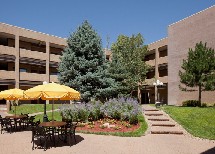 Exterior & Views 2, Courtyard by Marriott Santa Fe, Santa Fe