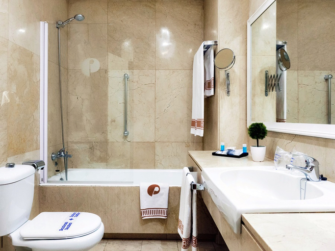 Bathroom 5, Pasarela, Sevilla