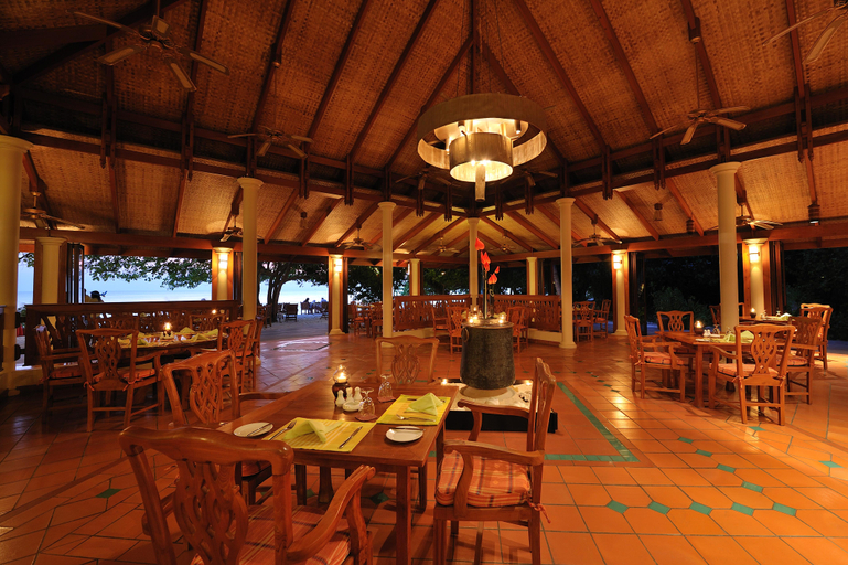 Food & Drinks 5, Royal Island Resort & Spa, Baa Atoll