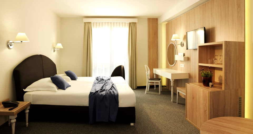 Bedroom 3, Hotel Mirna, Piran