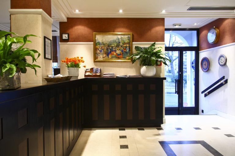 Public Area 2, Hotel De La Jatte, Hauts-de-Seine