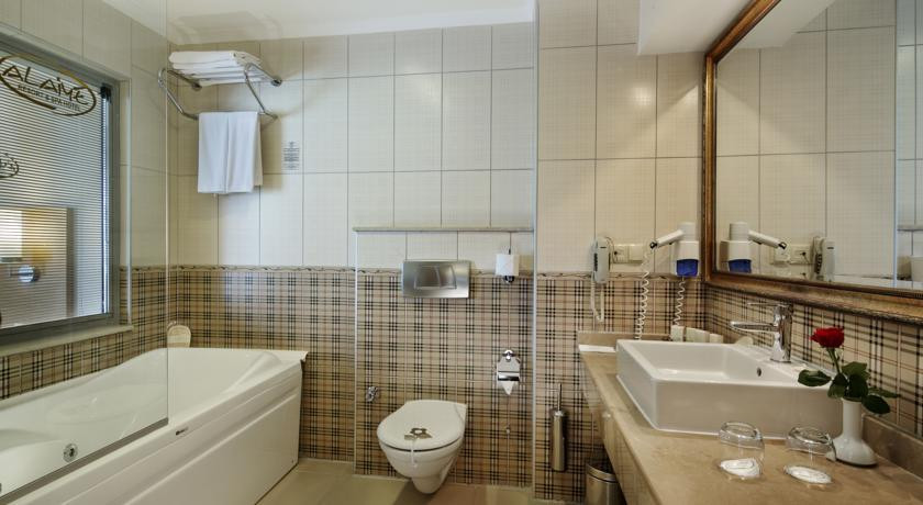 Bathroom 5, Alaiye Resort & SPA, Alanya