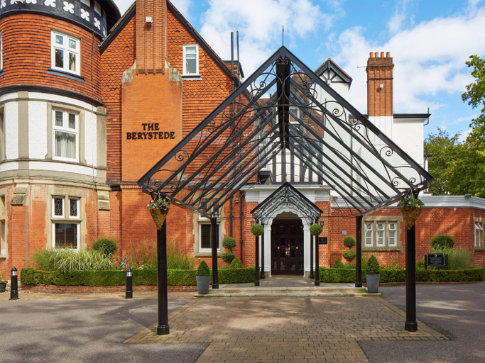Exterior & Views 2, Macdonald Berystede Spa, Windsor and Maidenhead