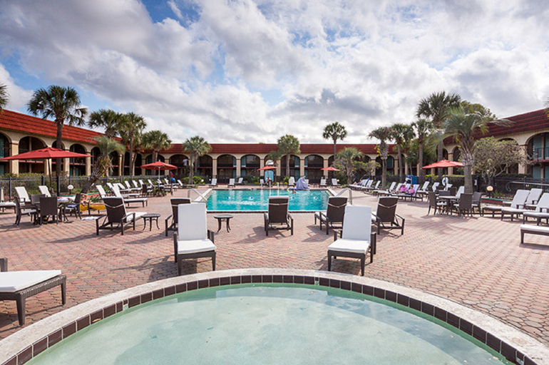 Sport & Beauty 5, CLOSED - Maingate Lakeside Resort, Osceola