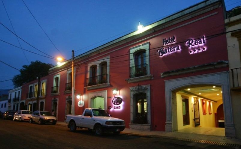 Exterior & Views