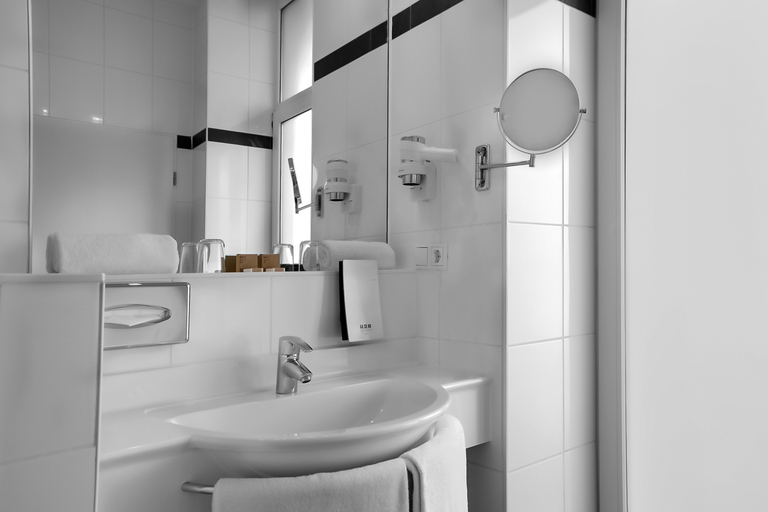 Bathroom 9