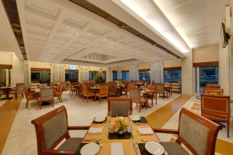 Food & Drinks 5, Jaypee Palace, Agra