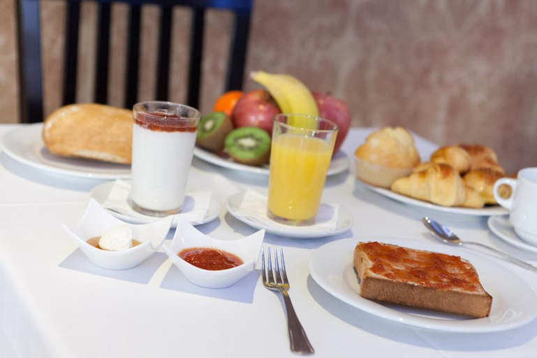 Food & Drinks 5, 4C Bravo Murillo, Madrid
