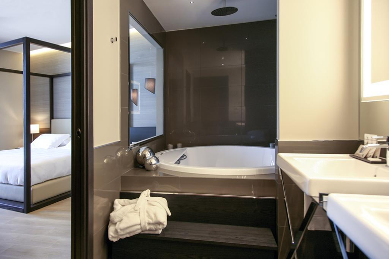 Bathroom, Ego Hotel, Ancona