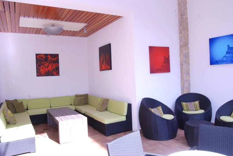 Public Area 4, Zel Costa Brava, Girona
