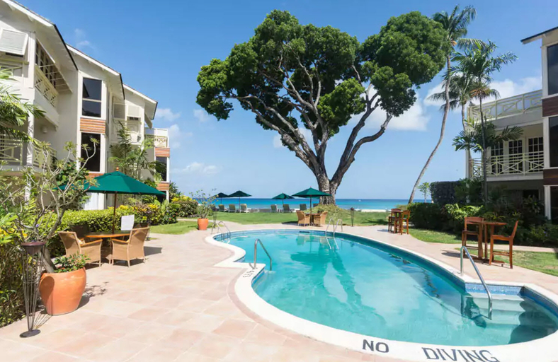 Sport & Beauty 3, Treasure Beach Hotel