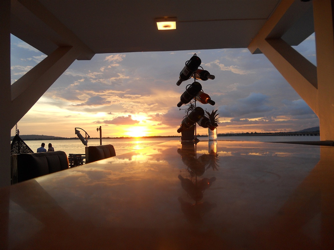 Koh Kong Bay Hotel, Smach Mean Chey